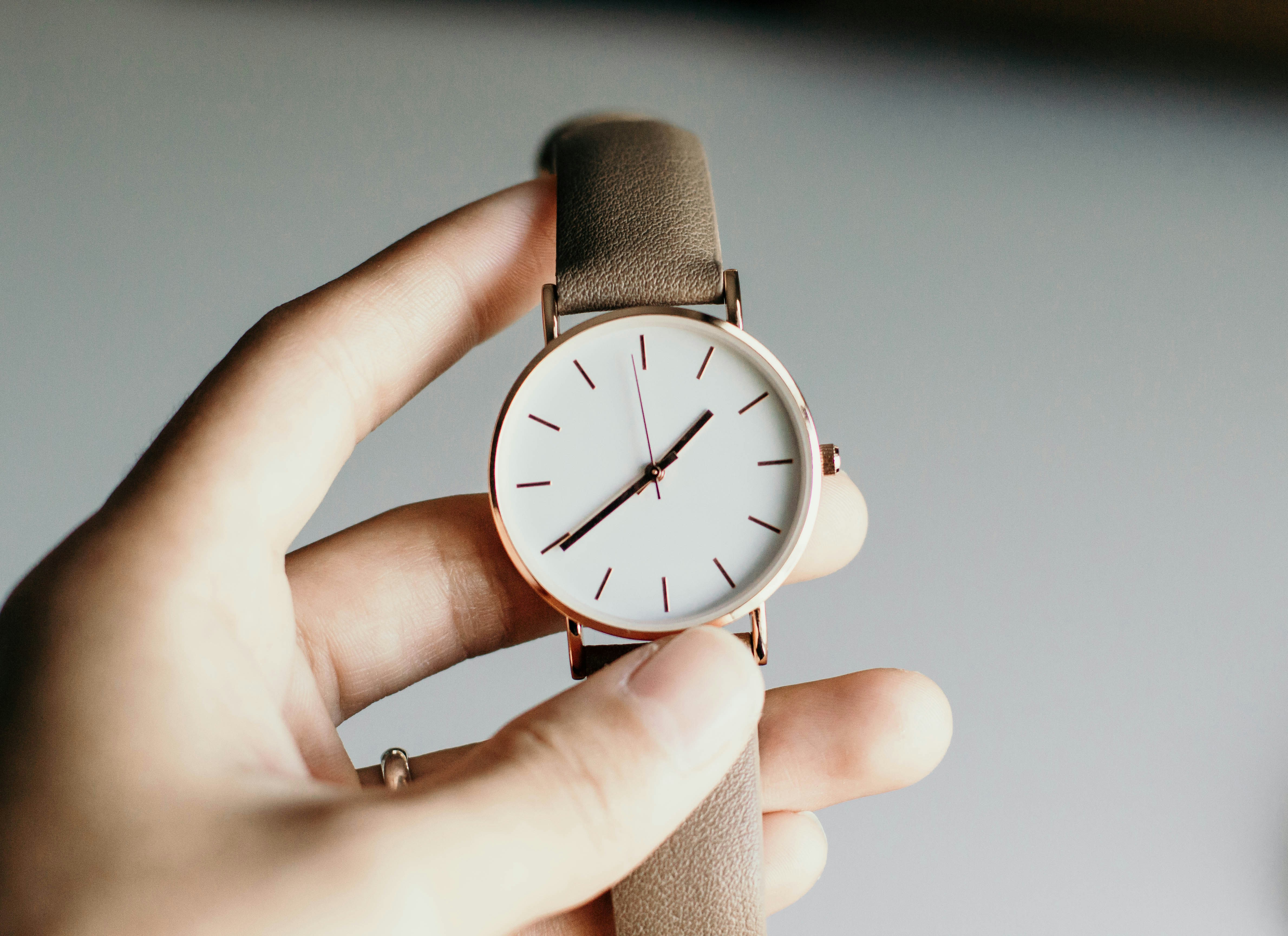 Reloj Minimalista Unisex Ultra Delgado